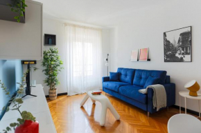 The Best Rent - Colorful Apartment in Central Station